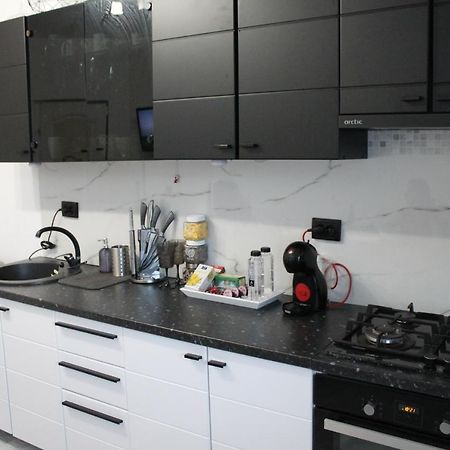 Yua'Shomes-Bussiness And Travel Apartment Cluj-Napoca Exterior photo